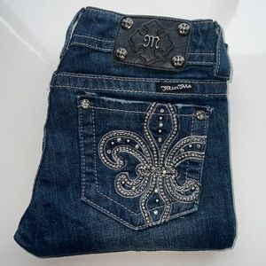 Women’s Miss Me boot cut jean Size 26/30in inseam